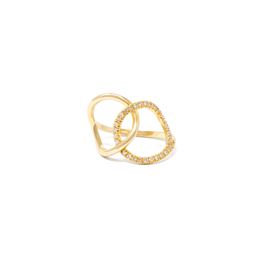 Anillo Hoop con Diamantes